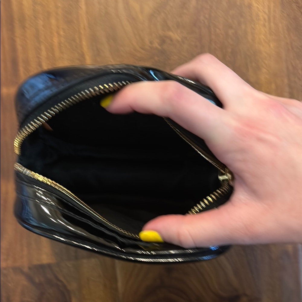 Tory Burch Black Patent Leather Cosmetic Bag - Picture 4 of 6